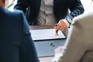 Does the Court Split Everything 50/50 in a Divorce? Does the Court Split Everything 50/50 in a Divorce?